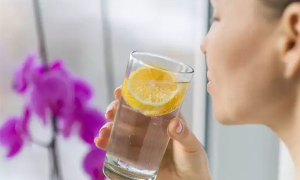 Uống nước lọc để giảm cân kiểu Nhật