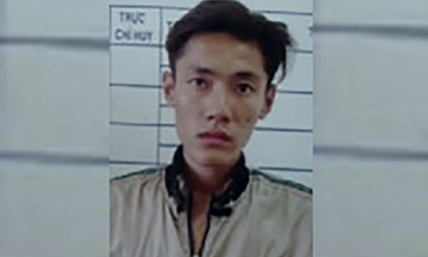 Công an truy tìm thanh niên đâm 3 người bị thương ở Bình Tân