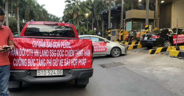 Cư dân Saigon Pearl tiếp tục phản đối chủ đầu tư tăng phí giữ xe