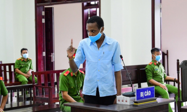 Vận chuyển 6 kg ma túy vào Việt Nam, cầu thủ bóng đá người Nigeria lãnh án tử