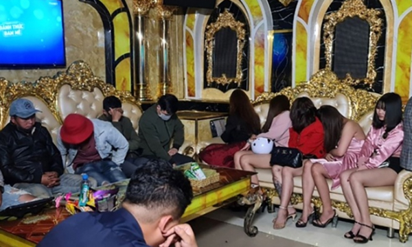 Lâm Đồng: Thu giấy phép 2 quán karaoke hoạt động giữa mùa dịch Covid-19