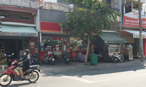 1 cửa hàng tiện lợi quận Tân Phú bị cướp