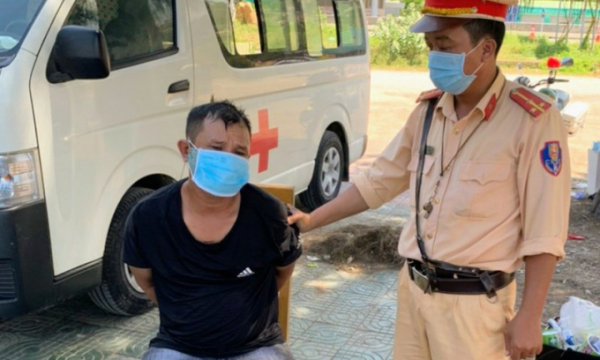 CSGT Ninh Thuận truy đuổi kẻ 'thông chốt', phát hiện xe ăn trộm ở Bình Dương