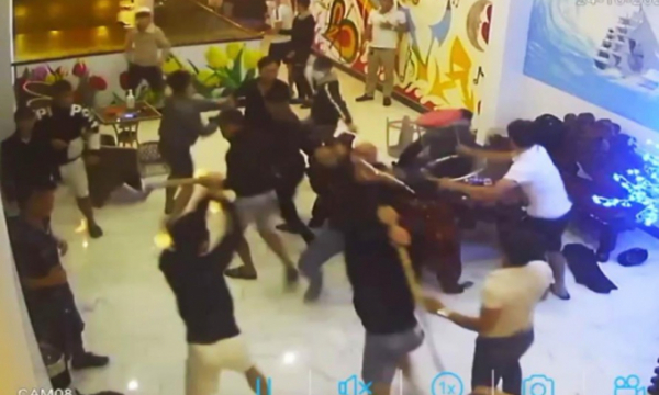 Khởi tố 12 đối tượng hỗn chiến trong quán karaoke ở Lâm Đồng
