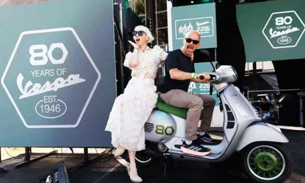 Ra mắt Vespa GTS 310 Edizione Ottantesimo giới hạn 1.946 chiếc