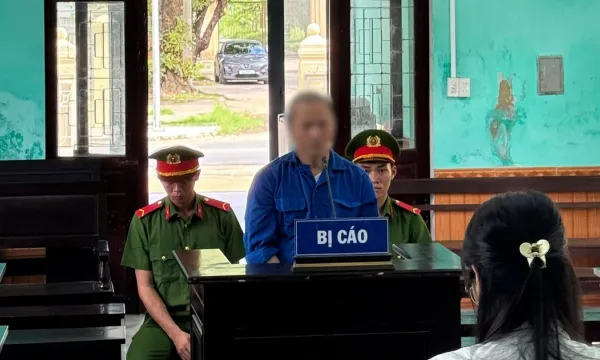 Kẻ bẻ gãy 'Ngai vua triều Nguyễn' lĩnh hơn 40 tháng tù