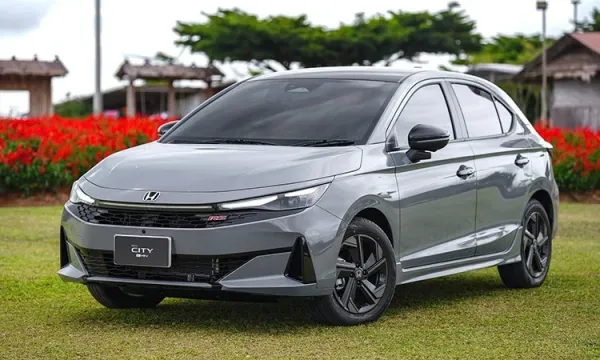 Honda dừng nhận cọc City e RS Hatchback 2026 vì xe quá hot