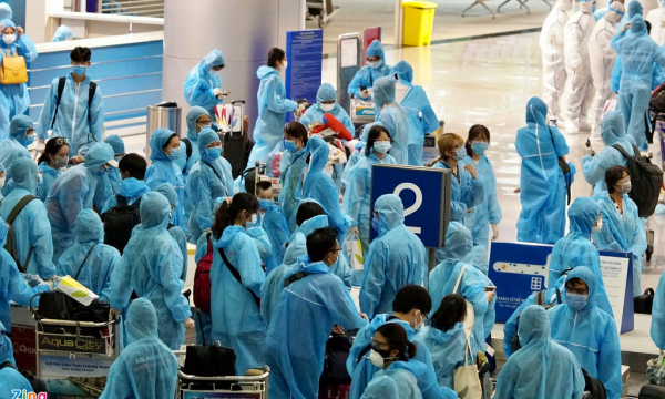 300 hành khách mắc kẹt tại Đà Nẵng về TP.HCM