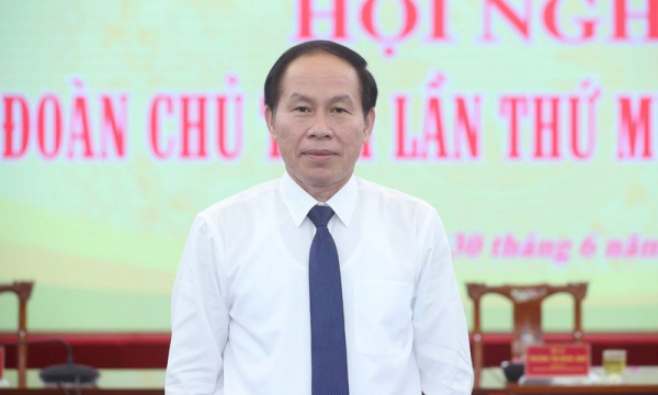 Bộ Chính trị giới thiệu ông Lê Tiến Châu sang Mặt trận Tổ quốc