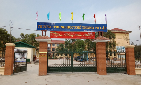 Hiệu trưởng tại Hà Nội bị tố lạm thu, vận động học sinh yếu không thi tốt nghiệp vì thành tích