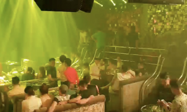 Gần 70 “dân chơi” dương tính chất ma túy trong quán bar Paradise