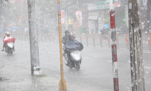 Bão số 1 ảnh hưởng đến khu vực TPHCM và Nam Bộ, gây mưa lớn