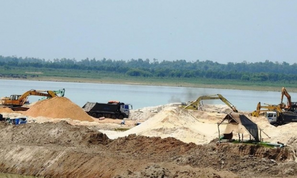 Lâm Đồng: Xử phạt công ty khai thác cát ngoài ranh giới hơn 850 triệu đồng
