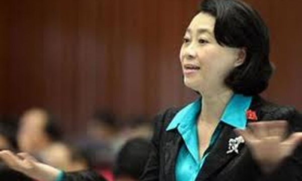 Bà Đặng Thị Hoàng Yến rút gần 2 nghìn tỷ đồng sang Mỹ