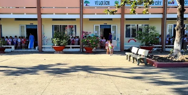 Gói thầu thi công trường MG Lạc Tấn có về tay Cty Đức Khải?