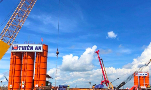 Vụ sập cần cẩu nút giao Mỹ Thủy: Năng lực nhà thầu Thiên An ra sao?