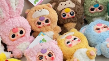 Tiêu hủy gần 2.000 gấu bông mang nhãn hiệu “Baby Three” chứa hóa chất độc hại