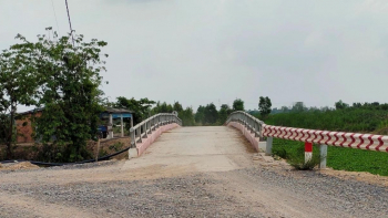 Lộ diện nhà thầu trúng gói thầu thi công Đường GTNT tuyến Kênh KH6 hơn 13,2 tỷ tại Cờ Đỏ.