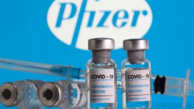 Việt Nam sẽ nhận thêm 5 triệu liều vắc-xin Covid-19 của AstraZeneca và Pfizer trong 2 tháng tới