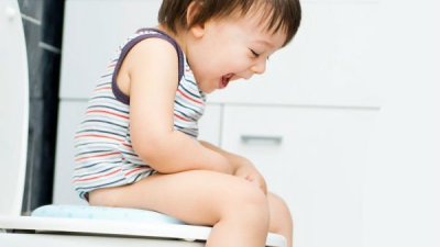 Bỏ túi cẩm nang dinh dưỡng cho trẻ táo bón