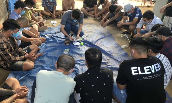 Đồng Nai: Triệt phá ổ xóc đĩa của Tình Hí, tạm giữ 15 đối tượng cùng hàng trăm triệu đồng