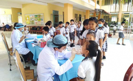 Cần Thơ: Khám và hướng dẫn cách chăm sóc răng miệng cho học sinh trên địa bàn huyện Thới Lai