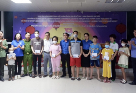 Bệnh viện Ung Bướu Đà Nẵng tổ chức chương trình đón Tết Trung thu cho các bệnh nhi