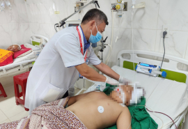 Đắk Lắk: Phẫu thuật cấp cứu cho bé trai 12 tuổi bị súng bắn vào đầu