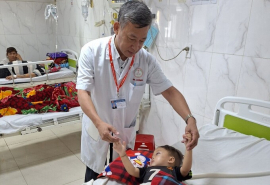 Đắk Lắk: Cấp cứu bệnh nhi bị chấn thương nghiêm trọng do tai nạn giao thông