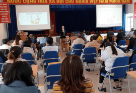 Lâm Đồng: Trao tặng máy đo huyết áp điện tử cho tuyến y tế cơ sở