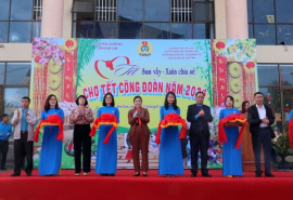 Kon Tum: Khai mạc chương trình “Tết sum vầy - Xuân chia sẻ” và 'Chợ Tết Công đoàn tỉnh Kon Tum' năm 2024