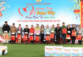 Quảng Nam: Trao 275 suất quà tết cho người lao động có hoàn cảnh khó khăn