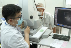 Bệnh viện Mắt TP.HCM tổ chức tầm soát miễn phí bệnh glôcôm trong cộng đồng bằng công nghệ AI