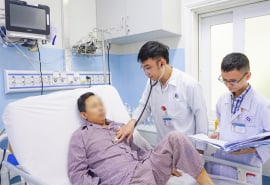 Kích hoạt ECMO, cứu sống bệnh nhân 59 tuổi tiên lượng tử vong cao