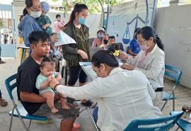Cần Thơ: Thực hiện tiêm chủng mở rộng tại quận Bình Thủy