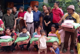 Gia Lai: Tặng hơn 480 suất quà cho người nghèo huyện Chư Sê và Kông Chro