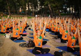 Sôi nổi hoạt động Ngày Quốc tế Yoga lần thứ 10 tại Bình Thuận