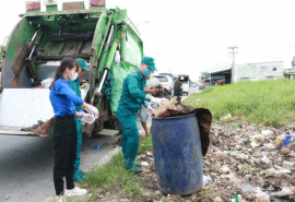 Long An: Tăng cường công tác thu gom, vận chuyển chất thải rắn sinh hoạt