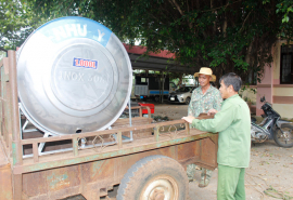 Đắk Lắk: Cấp gần 700 bồn chứa nước cho hộ nghèo theo chương trình mục tiêu quốc gia 1719