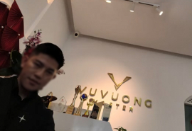 ‘Master Vũ Vương’ có dấu hiệu hoạt động khi đang bị đình chỉ?