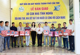 Cần Thơ: Bàn giao 30 căn nhà tình nghĩa xóa nhà tạm, nhà dột nát cho người có công với cách mạng