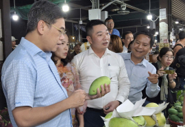 TP. HCM: Lượng hàng hóa dồi dào, bảo đảm giá cả hợp lý phục vụ thị trường Tết Ất Tỵ 2025