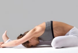 Những động tác yoga hỗ trợ đẩy lùi lão hóa hiệu quả