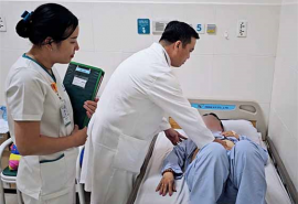 Cần Thơ: Cấp cứu thành công bệnh nhân bị xương cá đâm thủng dạ dày