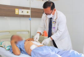Người đàn ông 57 tuổi phải mổ cấp cứu do tắc ruột vì bã thức ăn