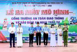 Gia Lai: Ra mắt mô hình “Cổng trường an toàn giao thông và an ninh trật tự” tại thị trấn Chư Sê