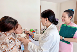Cứu thành công bé trai 9 tháng tuổi bị viêm phổi nặng