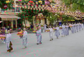 Lễ hội Vía Bà trên núi Bà Đen: Nhiều hoạt động độc đáo, vé ưu đãi hấp dẫn