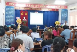 Cà Mau: Huyện Đầm Dơi tập huấn an toàn tiêm chủng