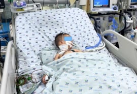 Cảnh báo diễn tiến nhanh và nguy hiểm của bệnh tay chân miệng ở trẻ dưới 2 tuổi
